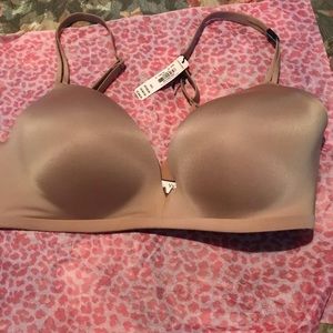 VS sexy illusion wireless bra